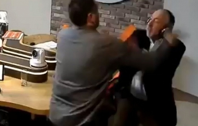 Сванидзе и Шевченко встретились после потасовки в эфире Сванидзе и Шевченко встретились после потасовки в эфире