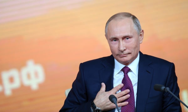 Путин лично подал документы в ЦИК Путин лично подал документы в ЦИК