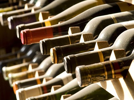 Государственная дума предложила установить минимальный цены на вино