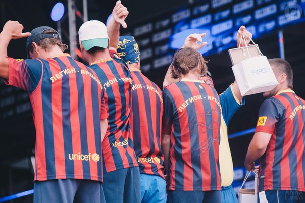 Пляжные футболисты_3.jpg Пляжные футболисты_3.jpg