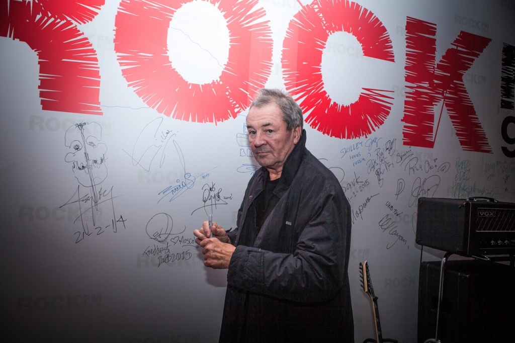 Иэн Гиллан Иэн Гиллан