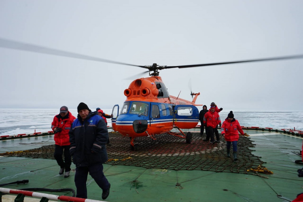 Полеты на вертолете - 1.JPG Полеты на вертолете - 1.JPG